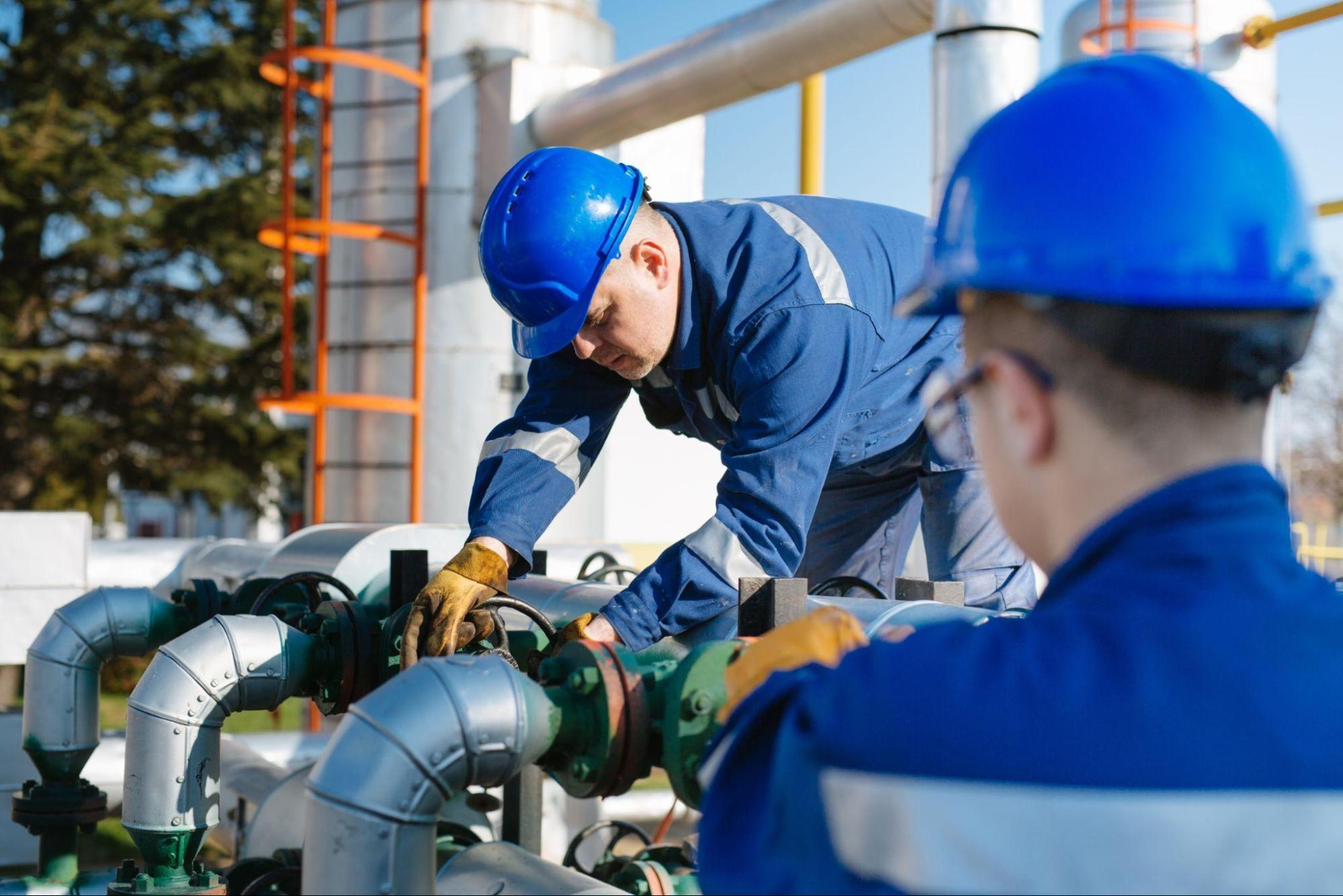 Industrial heating oil